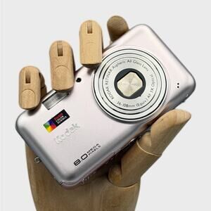 Kodak EasyShare V803 Digital Camera | 8MP | Pink